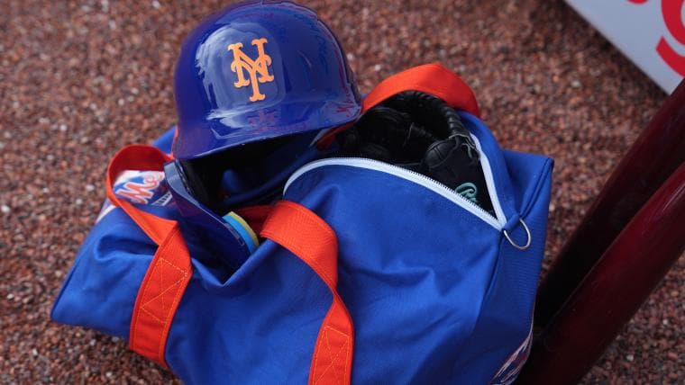 Mets Seek Pitching Reinforcements Ahead of Playoff Push