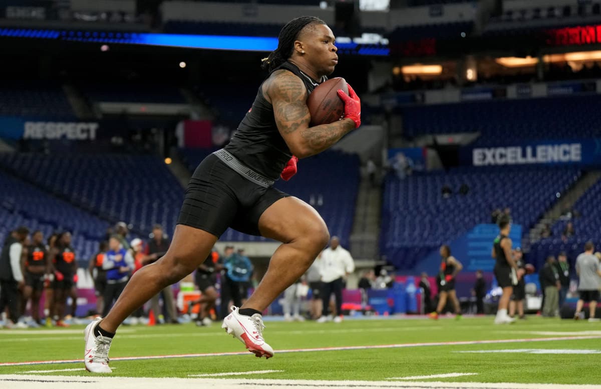 Browns Quarterback Battle Heats Up as Chubb Departs