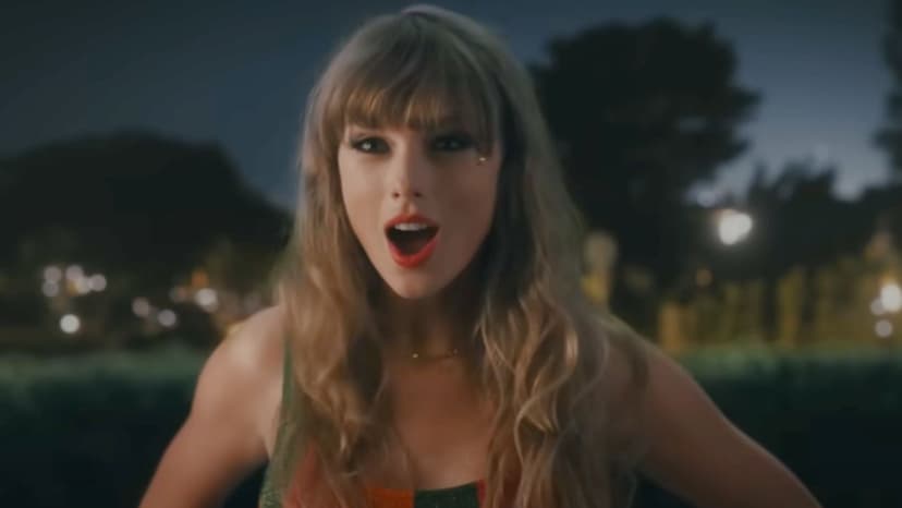 Taylor Swift Fans Ditch Monday Night Football for NBC's "The Paper"