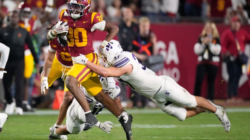 USC Trojans Soar Past Northwestern in Offensive Showdown