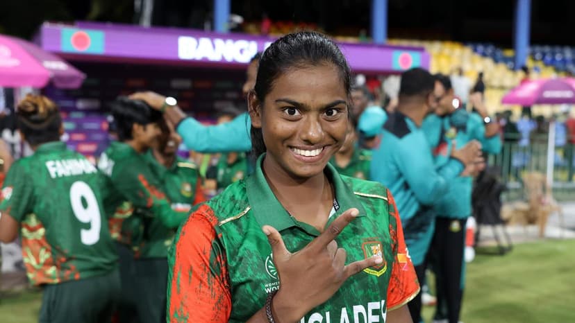 Bangladeshi Pace Prodigy Marufa Akter Stuns World Cup with Fiery Debut