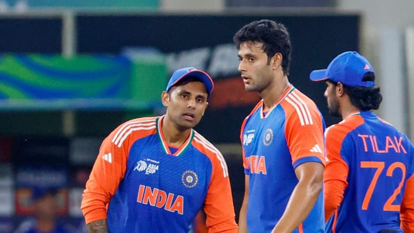 Suryakumar's Surprise Bowling Move Seals Asia Cup Victory