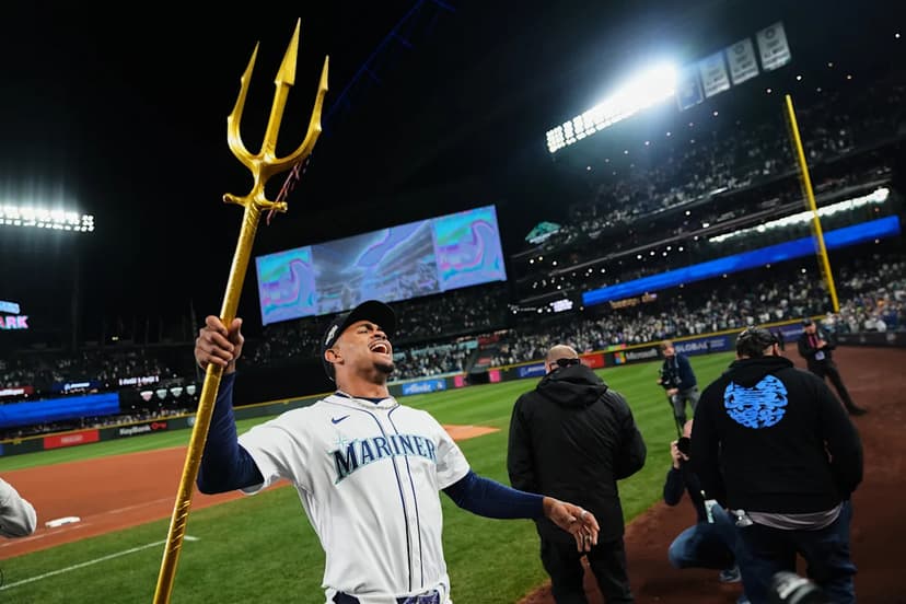 Mariners and Tigers Deliver Playoff Thrillers, Yankees Facing Elimination