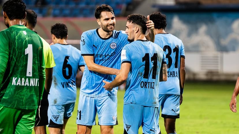 Mumbai City FC Cruises Past Sporting Club Delhi 4-1 in Super Cup