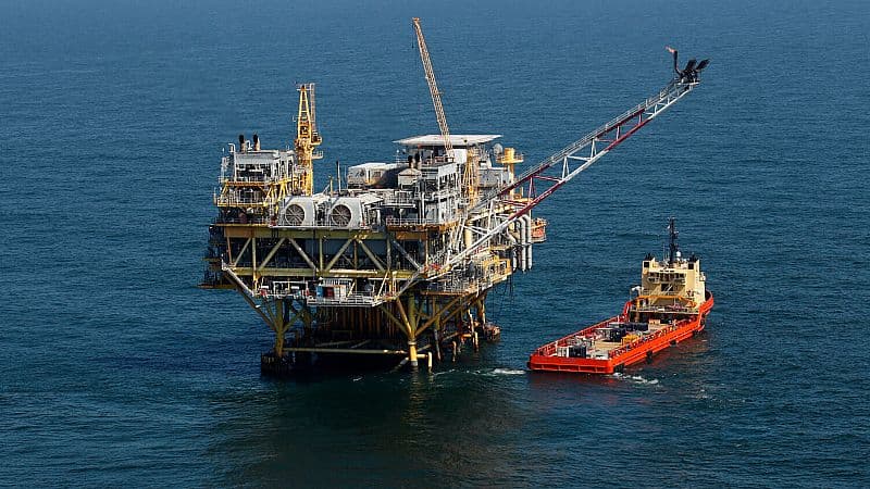 OPEC+ Sticks to Modest Oil Production Hike as Prices Fluctuate