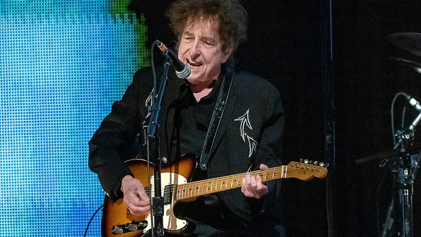 Bob Dylan Receives Honorary Doctorate from Berklee College of Music