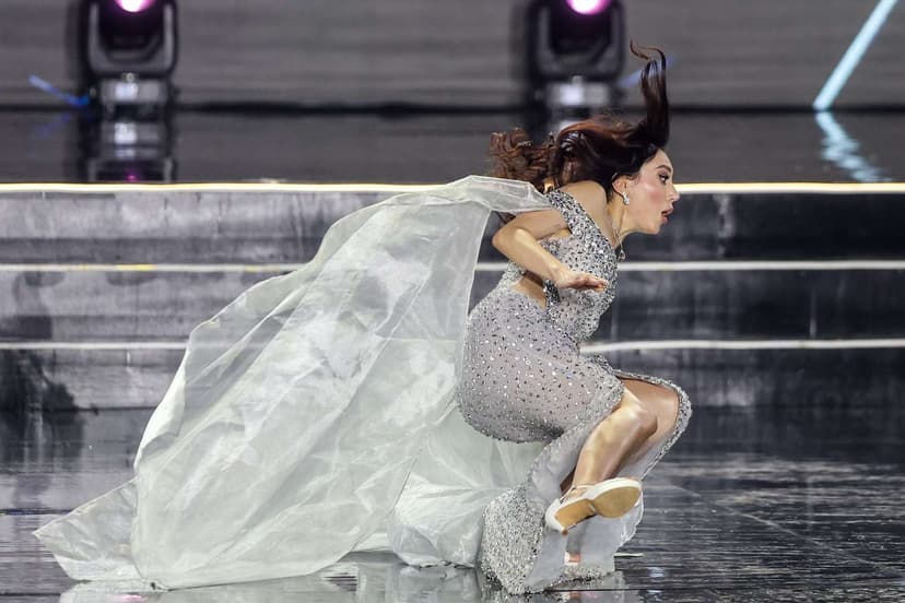 Ukrainian Beauty Queen Tumbles on Miss Earth 2025 Stage