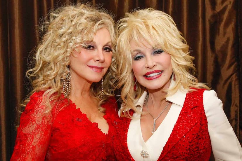 Stella Parton Defends Sister Dolly's Privacy Amid Health Concerns