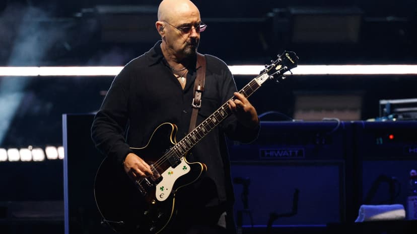 Oasis Guitarist Arthurs Takes Break for Cancer Treatment