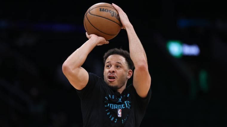 Warriors Waive Seth Curry After New Contract, Surprising Move