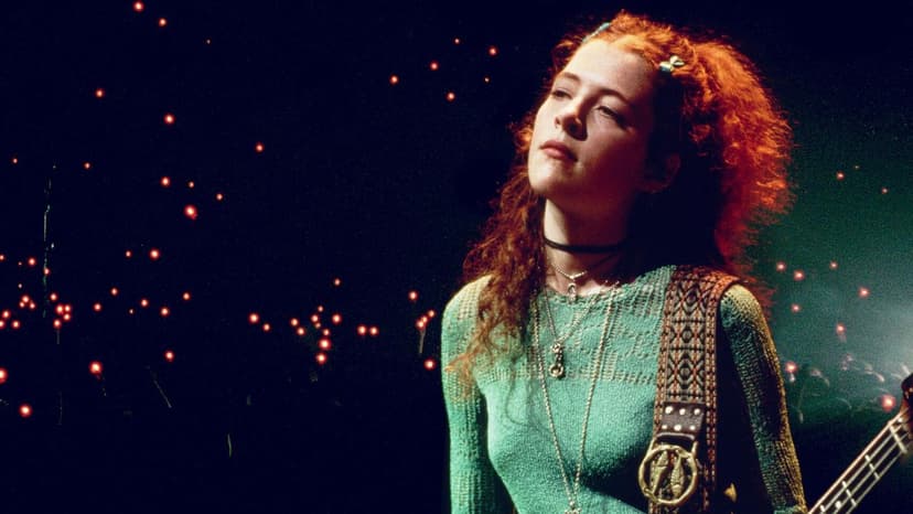 Melissa Auf der Maur Recounts Iconic '90s Rock Journey in New Memoir