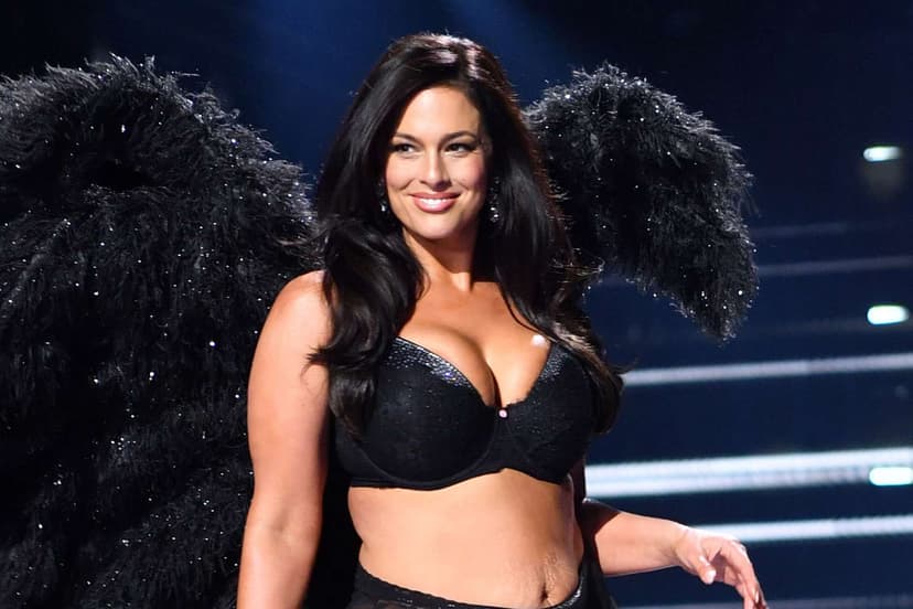 Supermodel Ashley Graham Struts Back to Victoria's Secret Runway