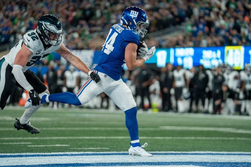 Rookie Skattebo Shines, Giants Stun Eagles in Upset Victory