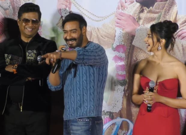 Ajay Devgn's Rare Laughter Steals the Show at De De Pyaar De 2 Trailer Launch