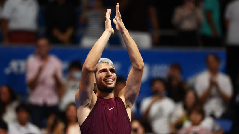 Alcaraz Crushes Fritz in Straight Sets to Capture Japan Open Crown