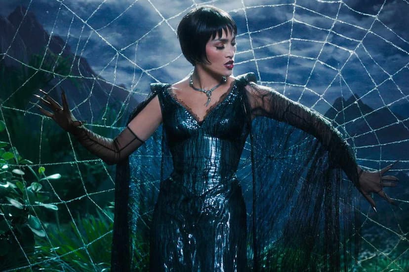 Jennifer Lopez Shines in First-Ever Movie Musical 'Kiss of the Spider Woman'