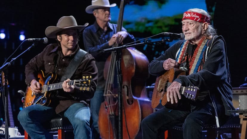 Legendary Willie Nelson Faces Off Against Son Lukas at 2026 Grammys