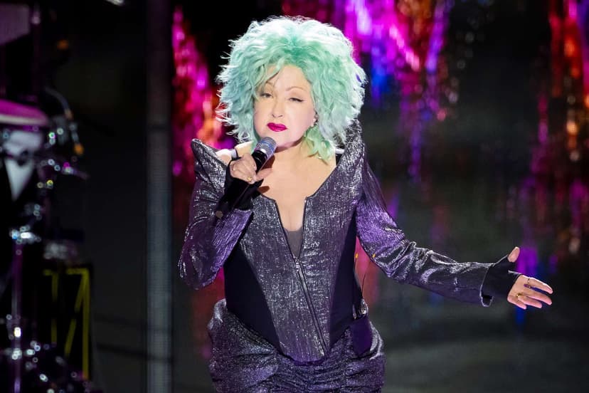 Cleaning Sparks Creativity for Music Icon Cyndi Lauper
