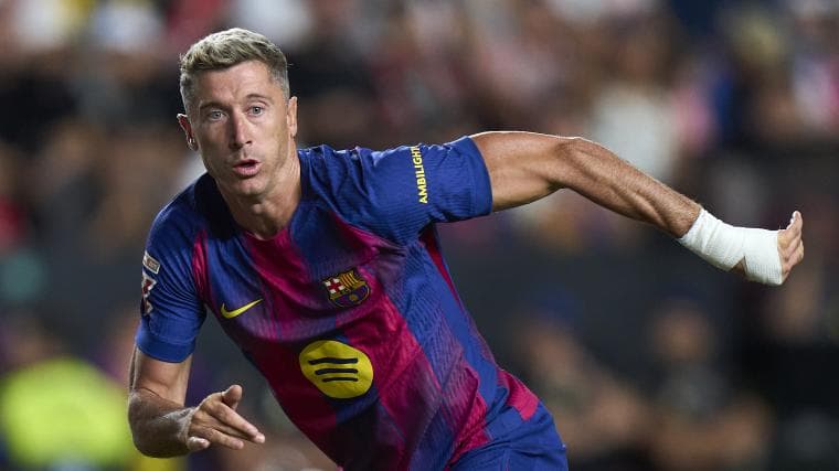 Sevilla Stuns Barcelona in Thrilling La Liga Clash