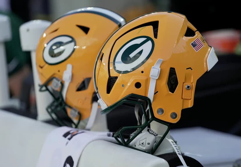 Packers Plane Troubles Delay Takeoff to Arizona