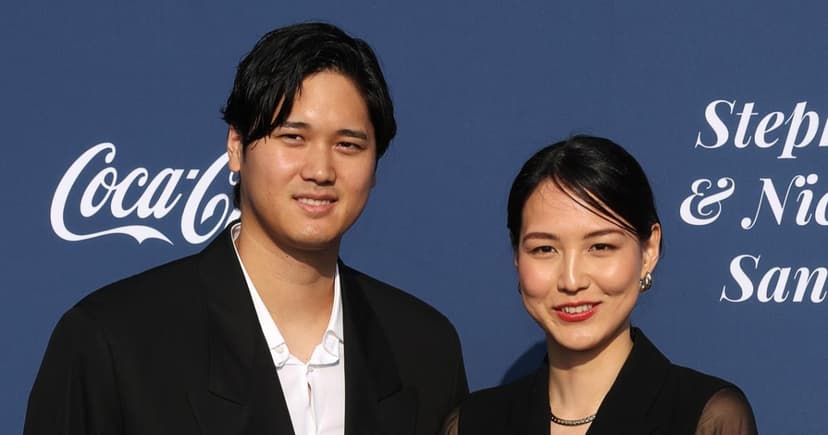Dodgers Star Ohtani's Wife Amused by Taunting Fans at World Series