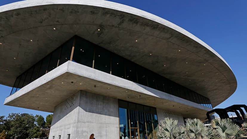 LACMA Workers Unionize to Secure Fair Pay and Benefits Amid Museum Overhaul
