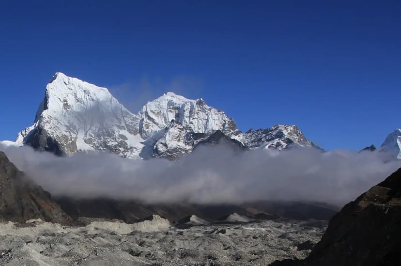Himalayan Glaciers Rapidly Melting, Threatening Hundreds of Millions