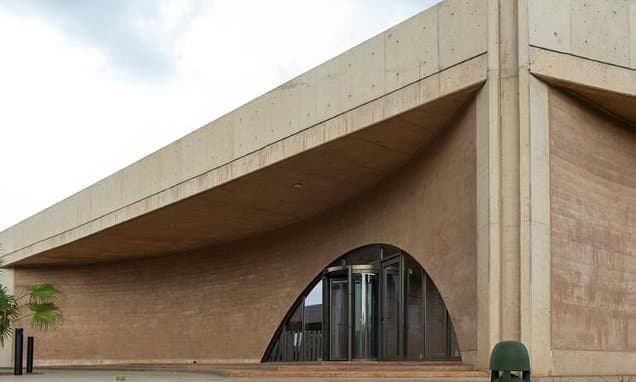 Protesters Disrupt Pre-Opening of West African Art Museum in Nigeria