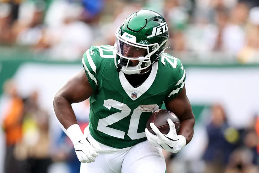Jets Seek Redemption Against Blitz-Happy Dolphins on Monday Night