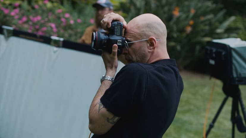 Photographer's Disastrous Blind Date Leads to Cringeworthy Encounters