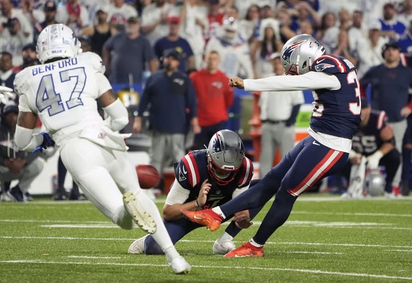 Patriots Shock Bills with 52-Yard Game-Winning Field Goal