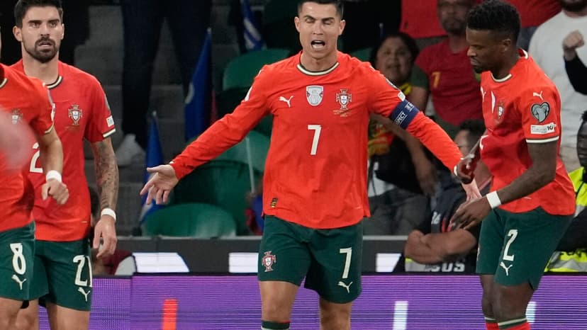 Ronaldo Breaks World Cup Qualifying Goal Record at 40
