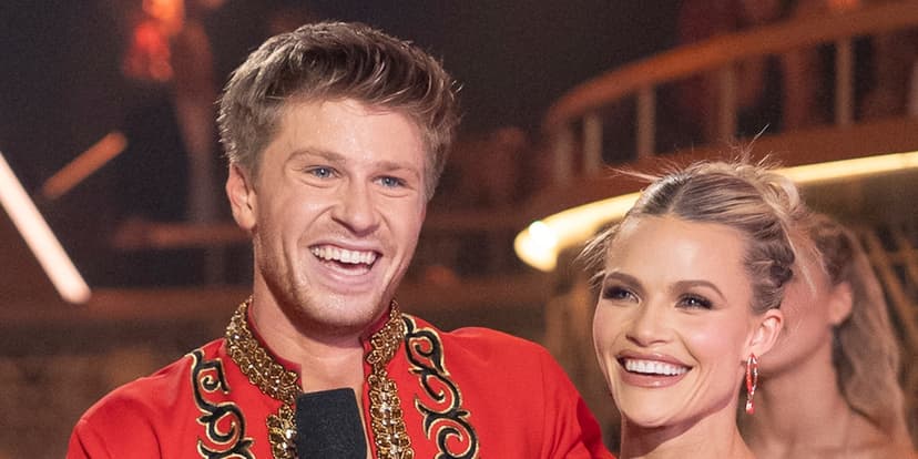 'DWTS' Star Narrowly Avoids Choking on Confetti During Live Show