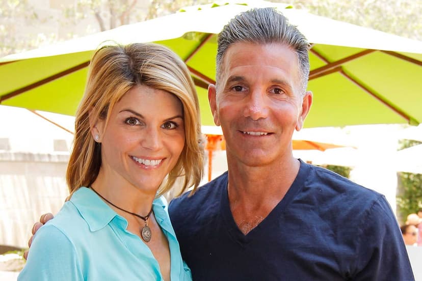 Lori Loughlin and Mossimo Giannulli Separate After College Admissions Scandal