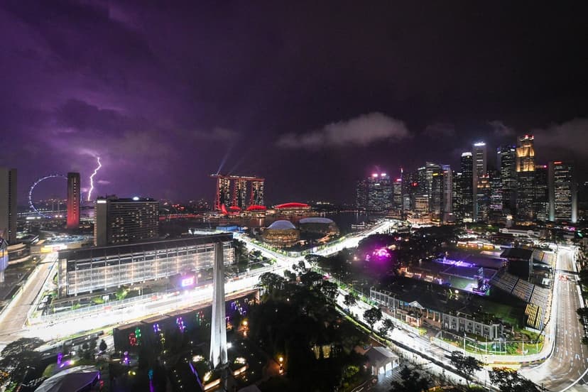 Verstappen Fastest in FP3 as Alonso, Piastri Shine in Singapore GP Prep