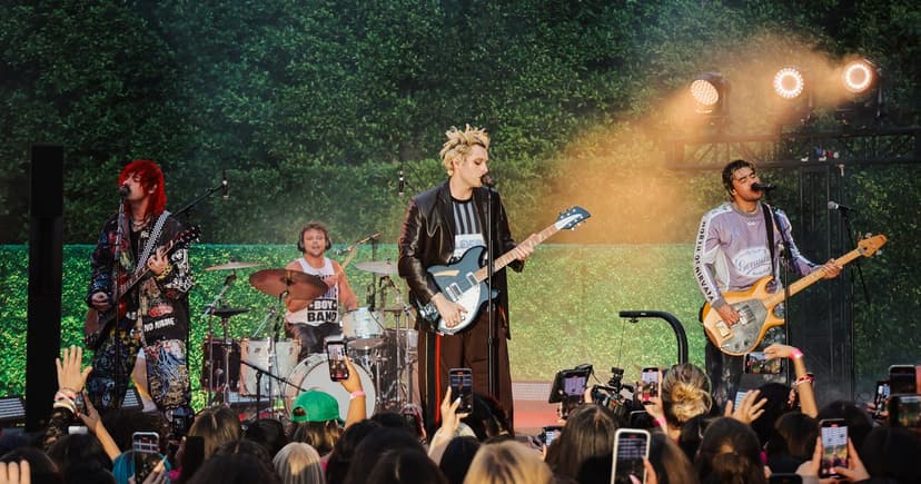 5 Seconds of Summer Unveil 2026 UK Tour for New Album 'Everyone's A Star!'