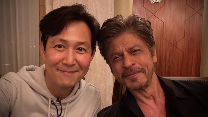 "Squid Game" Star Lee Jung-jae Shares Selfie with Bollywood Icon Shah Rukh Khan