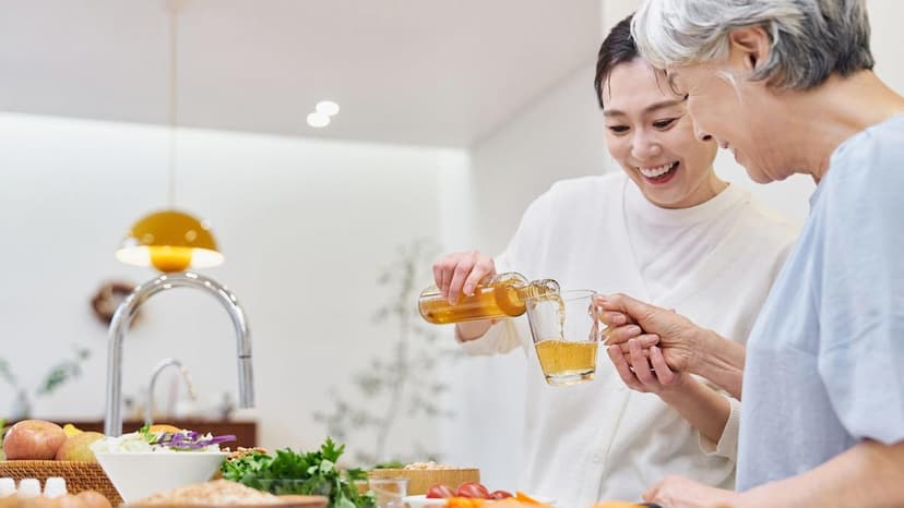 Dietitians Decode Apple Cider Vinegar's Gut Claims