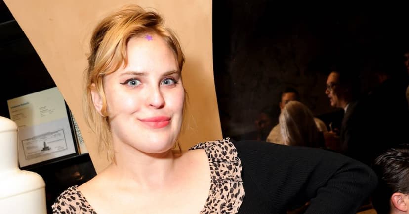 Tallulah Willis Celebrates Iconic Chin Resemblance to Dad Bruce