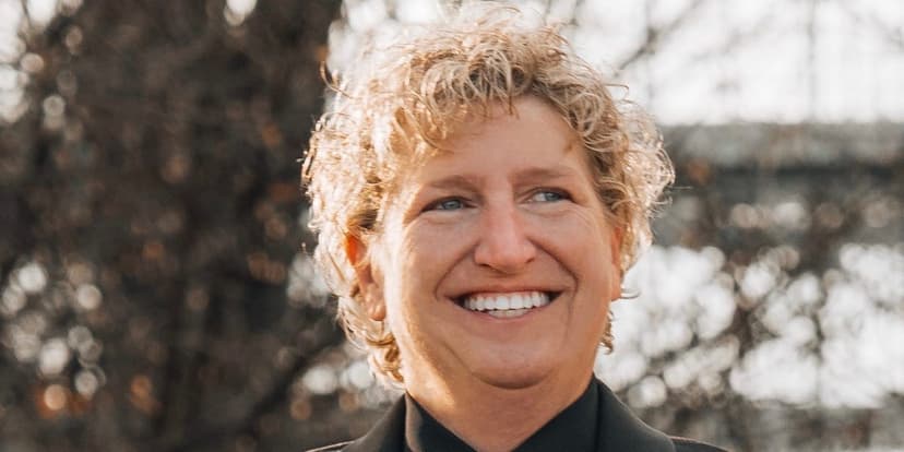 AI Helps Laid-Off Woman Land New Job Faster