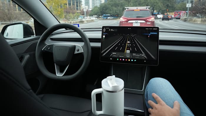 AI's Human Control Illusion: A Dangerous Trap?