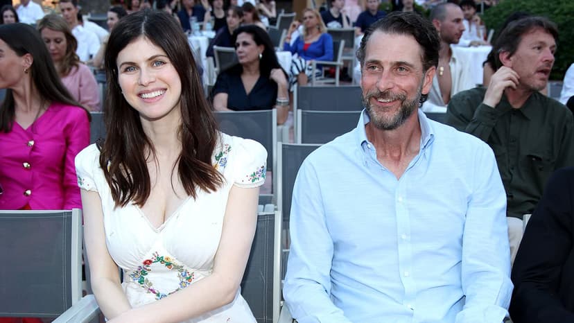 Alexandra Daddario, Andrew Form Divorce After 3 Years