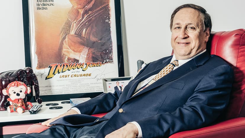 AMC CEO Backs Paramount-WB Deal, Sees Box Office Growth