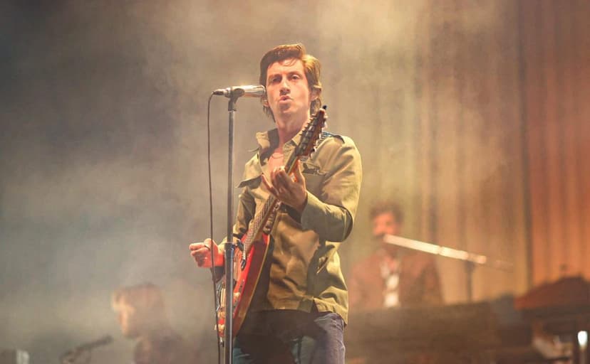 Arctic Monkeys: Viral Genesis of a Rock Phenomenon