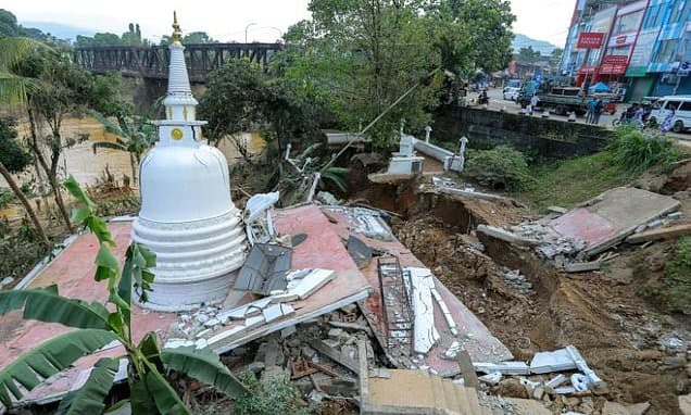 Asia Floods: 1,200 Dead, Millions Stranded