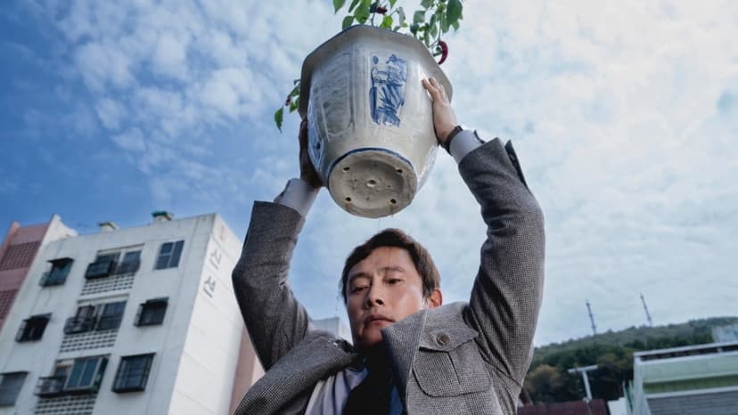 Korean Drama 'No Other Choice' Dominates South Korean Box Office