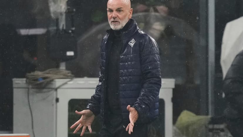 Fiorentina Hopes New Coach Brings Turnaround in Serie A Basement Battle