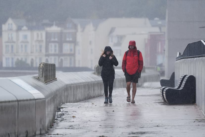 UK Shivers as Arctic Air Brings Wintry Conditions and Chance of Snow