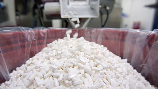 India Cracks Down on Substandard Drugs, Hundreds of Factories Face Closure