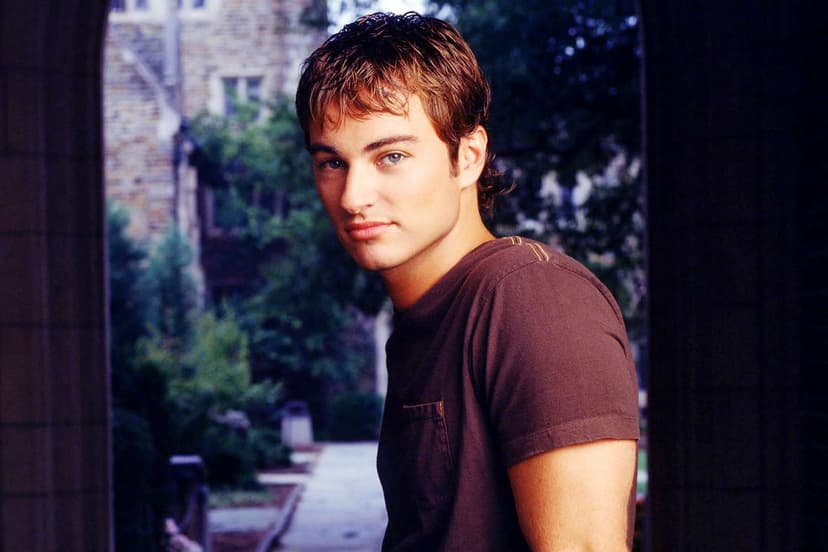 Dawson's Creek's Trailblazing LGBTQ+ Storyline: How a Passionate Kiss Changed TV History